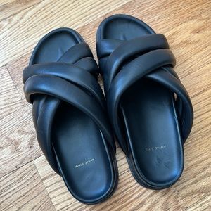 Anine Bing Lizzie slides